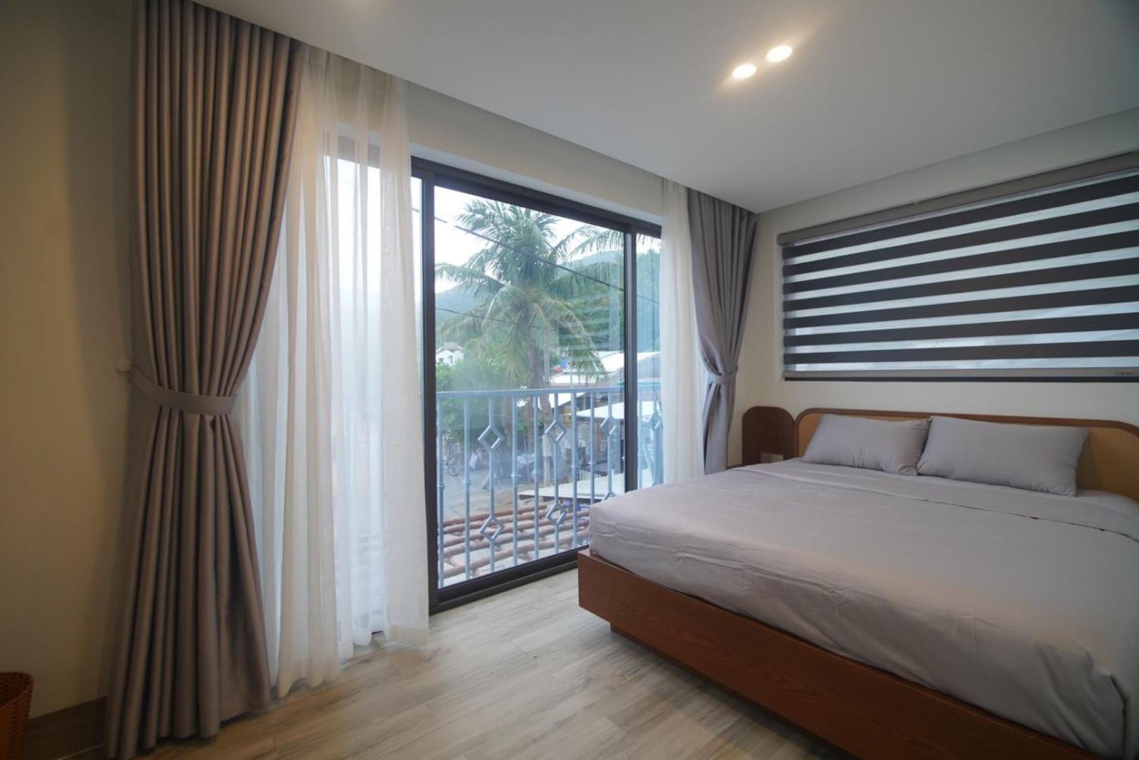 The Coral Homestay & Pub Tân Hiệ Esterno foto