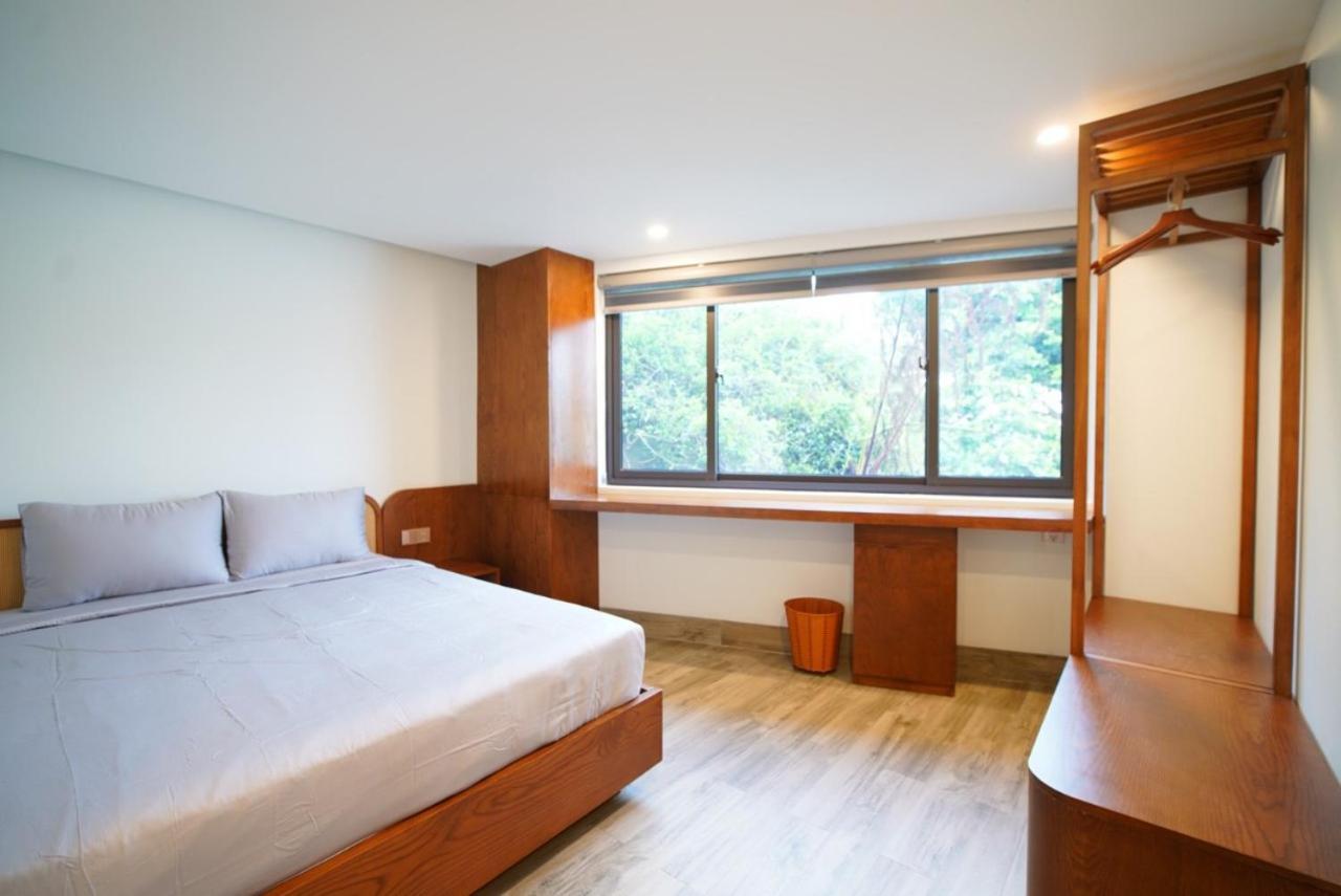 The Coral Homestay & Pub Tân Hiệ Esterno foto